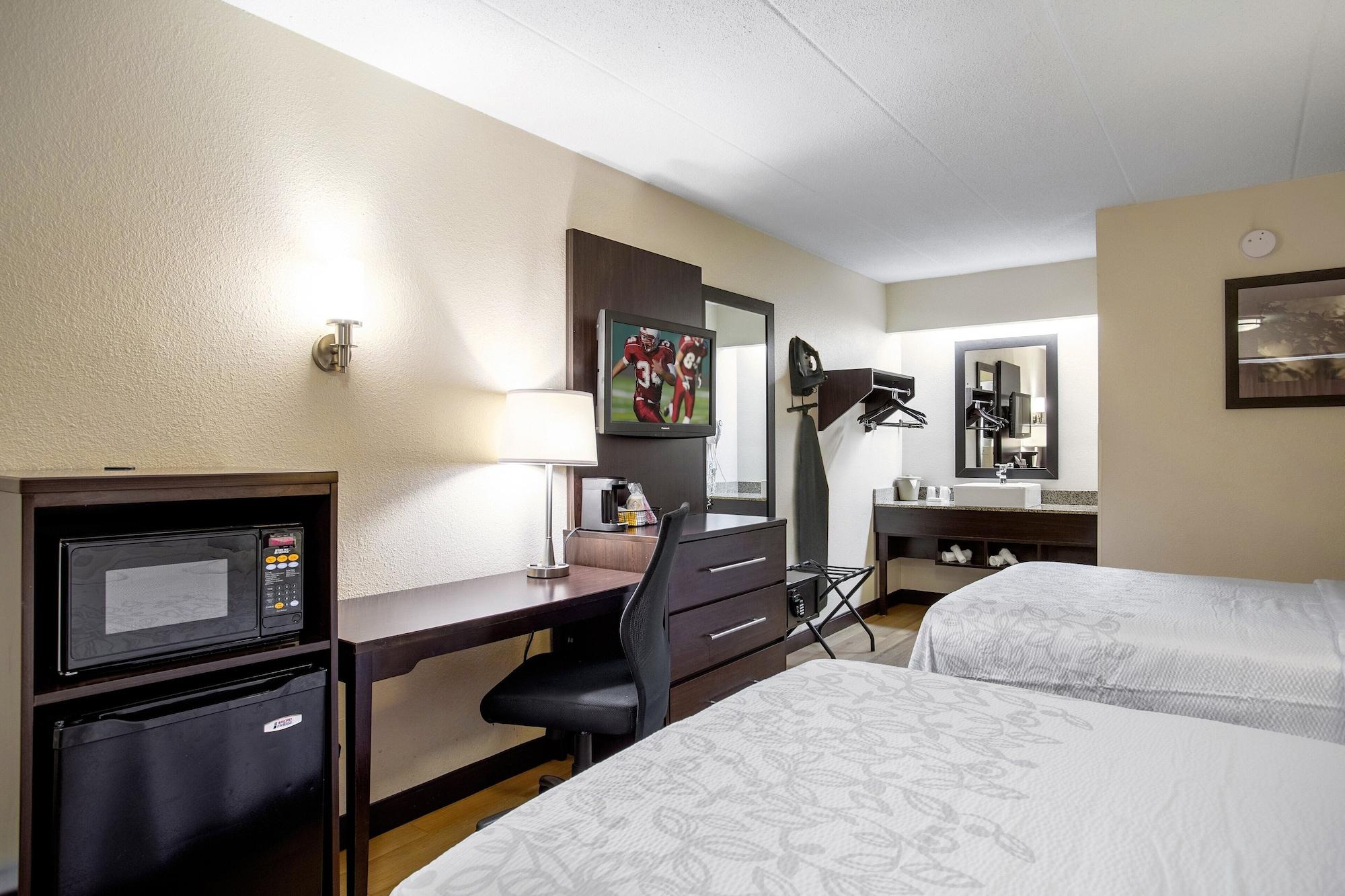 Red Roof Inn Plus+ St. Louis - Forest Park / Hampton Ave. Eksteriør bilde
