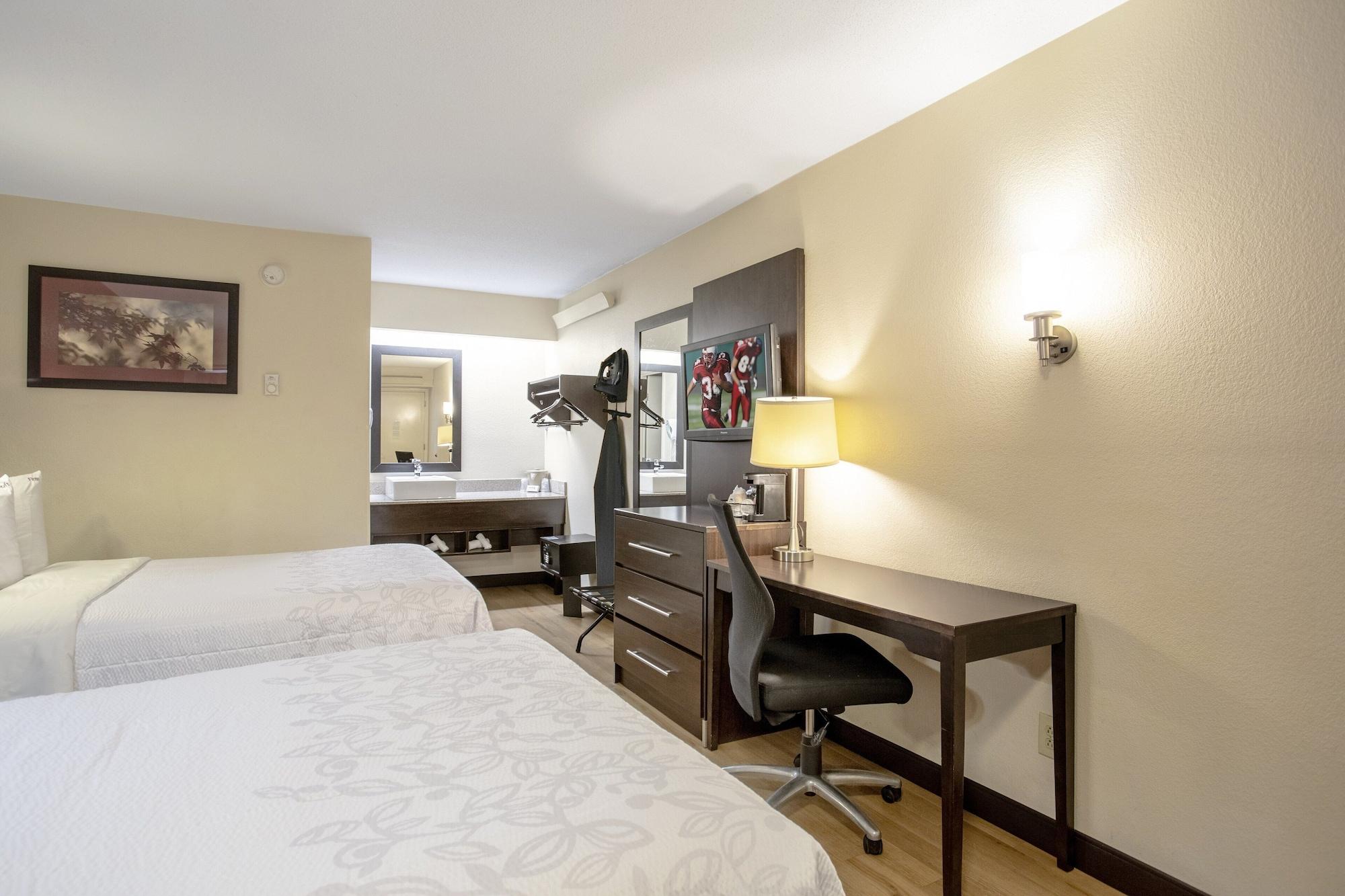 Red Roof Inn Plus+ St. Louis - Forest Park / Hampton Ave. Eksteriør bilde