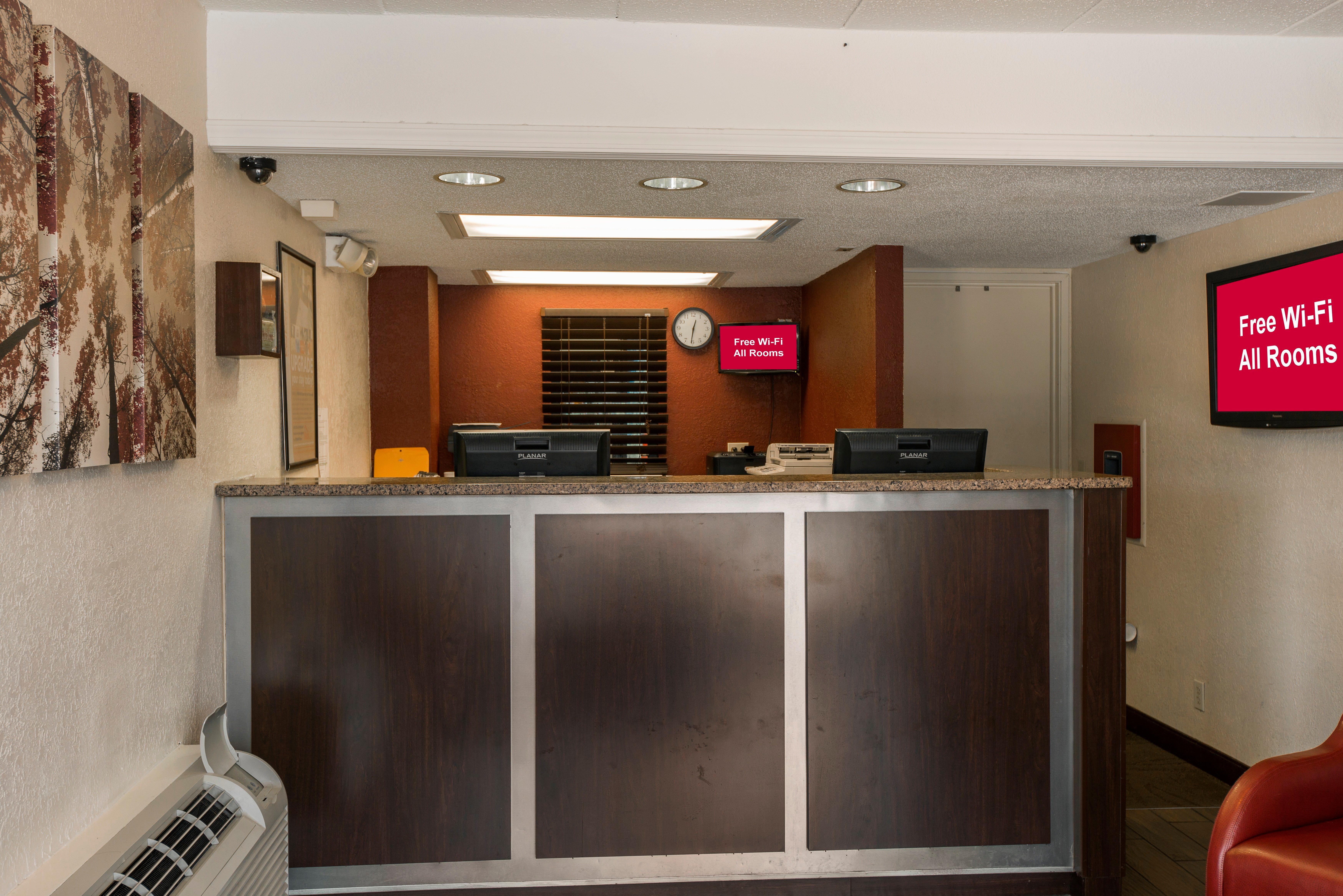 Red Roof Inn Plus+ St. Louis - Forest Park / Hampton Ave. Eksteriør bilde
