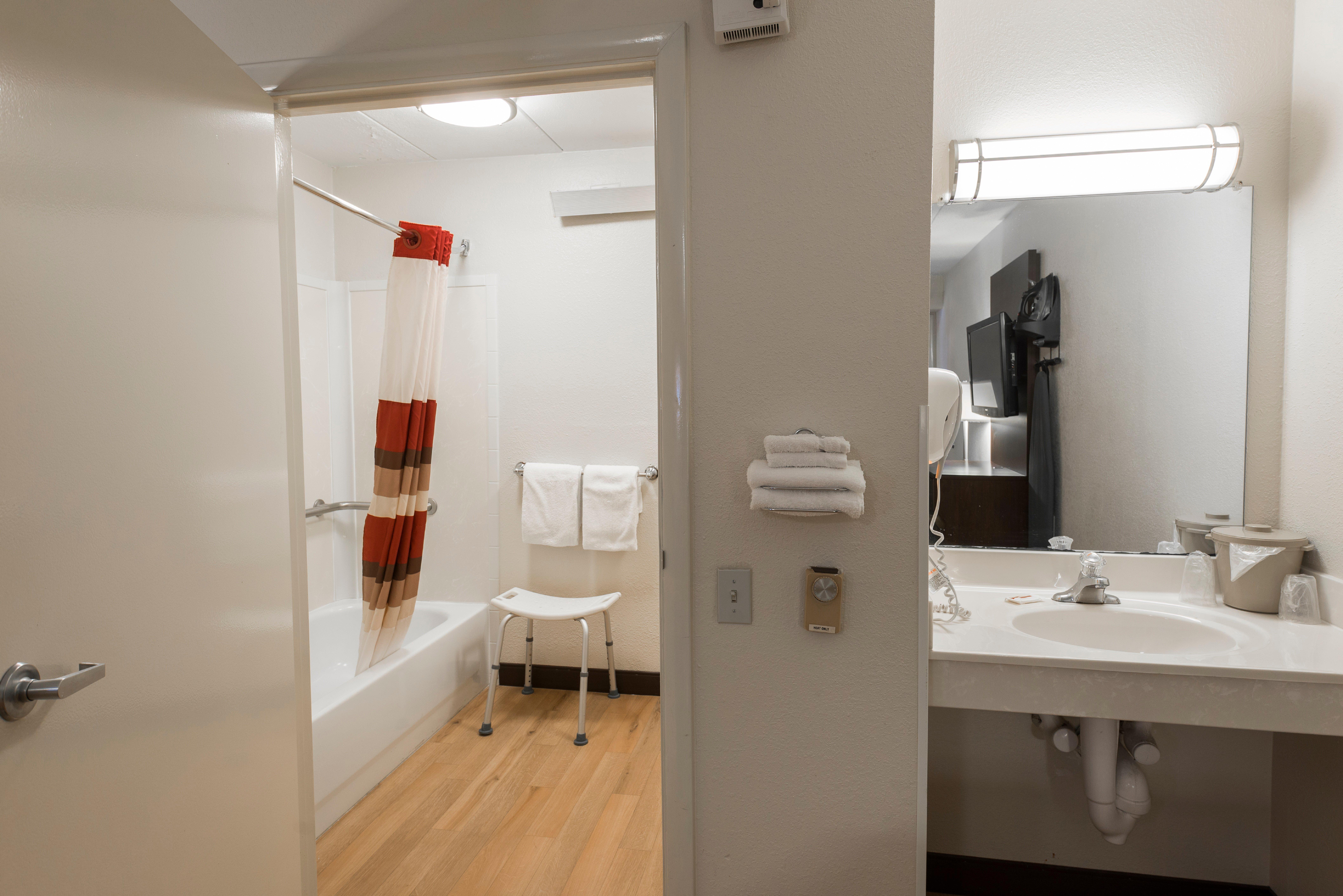 Red Roof Inn Plus+ St. Louis - Forest Park / Hampton Ave. Eksteriør bilde