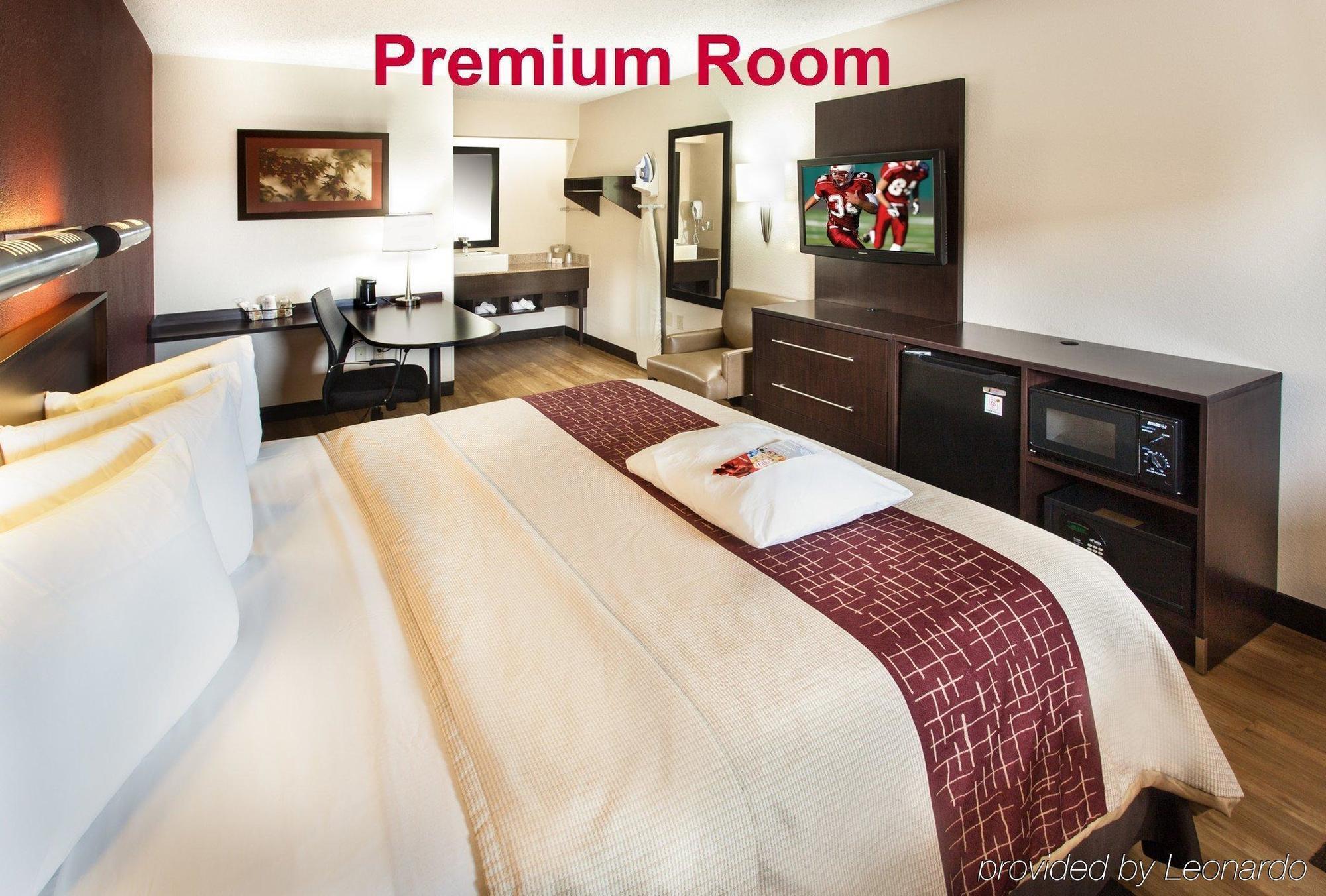 Red Roof Inn Plus+ St. Louis - Forest Park / Hampton Ave. Eksteriør bilde