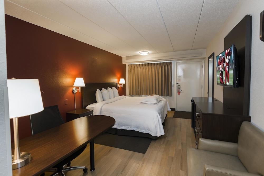 Red Roof Inn Plus+ St. Louis - Forest Park / Hampton Ave. Eksteriør bilde